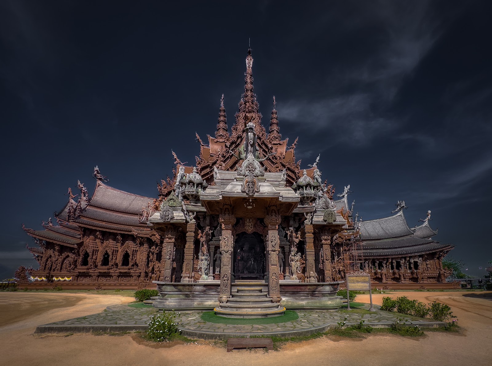 파타야 진리의 성전 전망대 명소