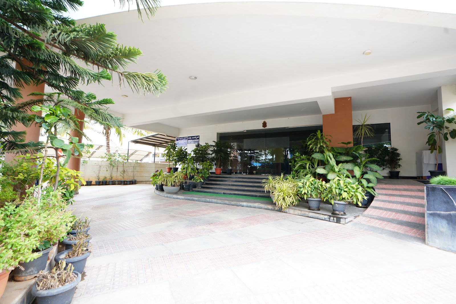 방갈로르 호텔 그랜드 비 주변 명소 사진