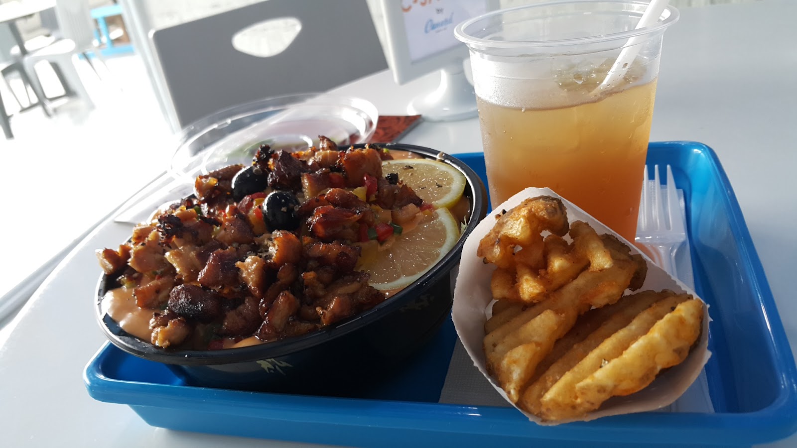 쿠칭 카나드 잇앤롤 근처 맛집 사진