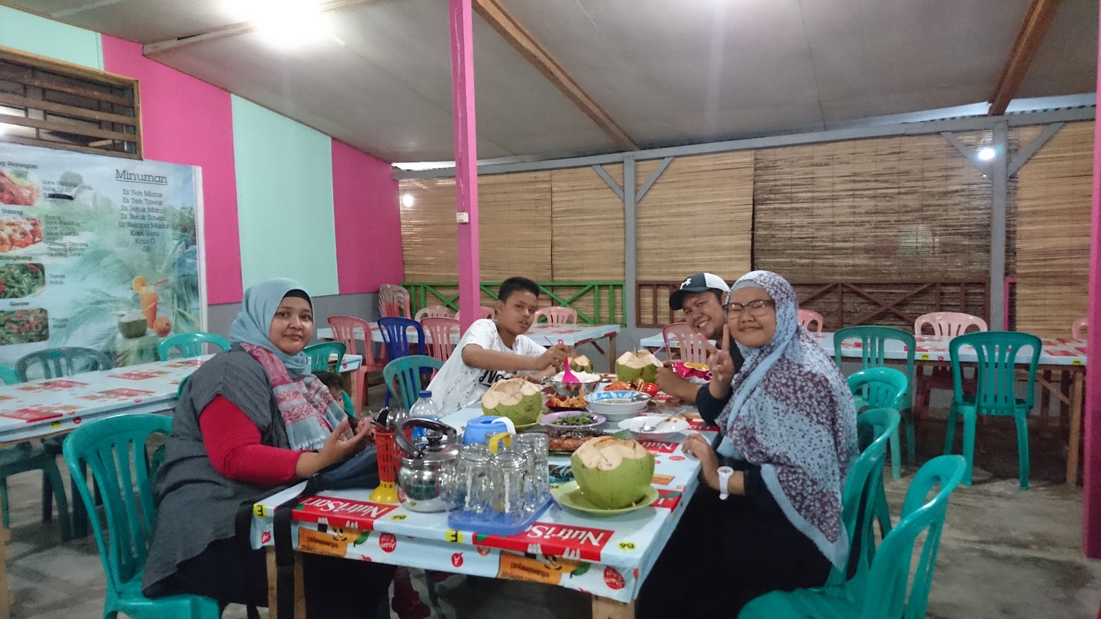 벨리퉁 총부 식당 근처 맛집 사진