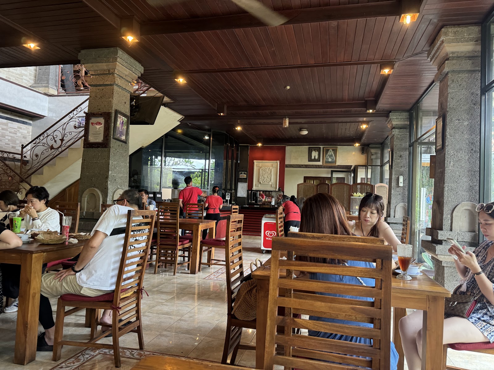 발리 이부 오카 바비 굴링 식당 2호점 근처 맛집 사진