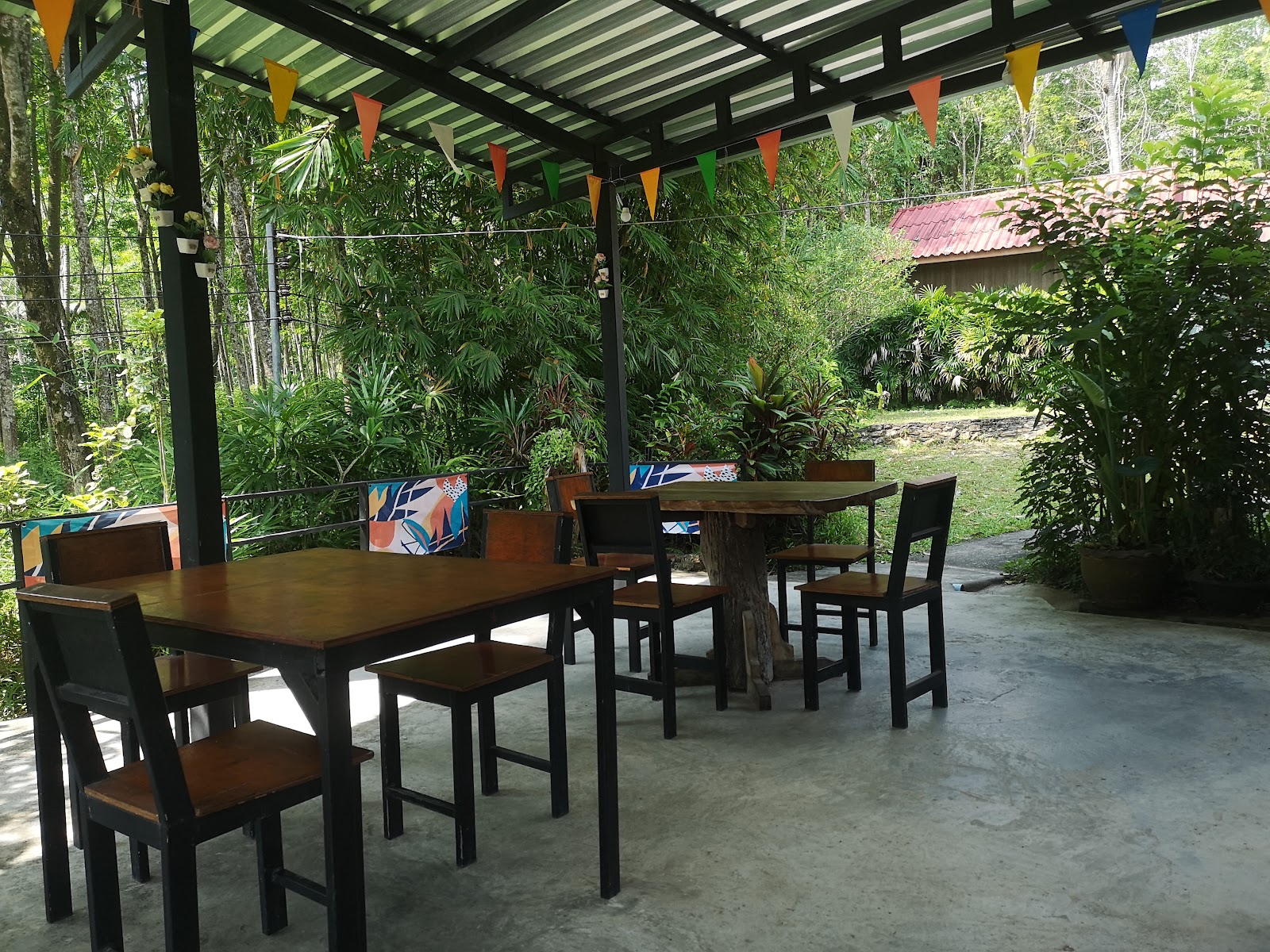 팡아 Baan Tapkad Restaurant&Bar&Burger 근처 맛집 사진